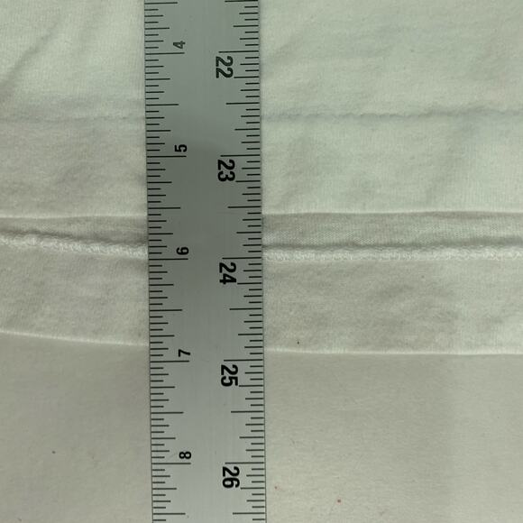 Comme des Garçons PLAY S Green Heart Logo Graphic T-Shirt Rei Kawakubo - Picture 8 of 9